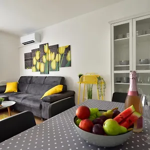 Buri Apartment Split