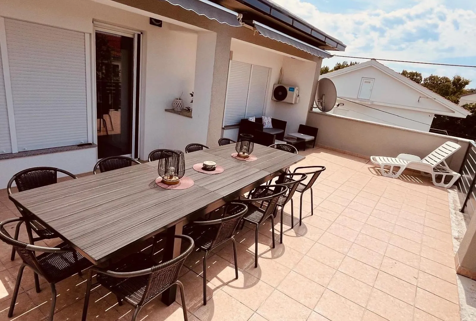Ostanak kod kuće Haus El Milo